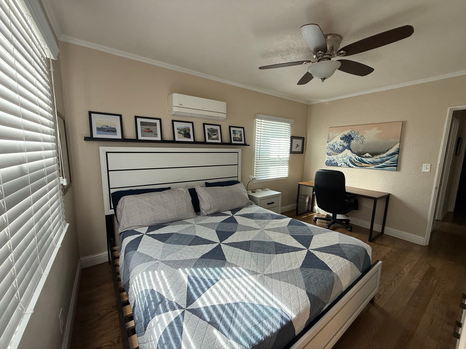 Blue House photo 5